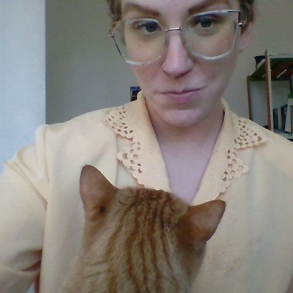 Meet your Posher, Emily - Picture 1 of 1